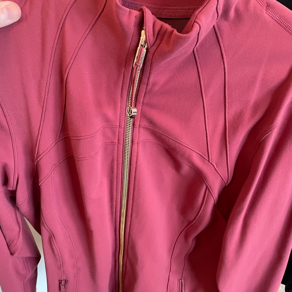 Lululemon clay Define Jacket gold trim 14